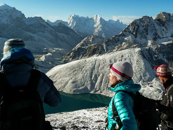 On the way to Gokyo Peak.